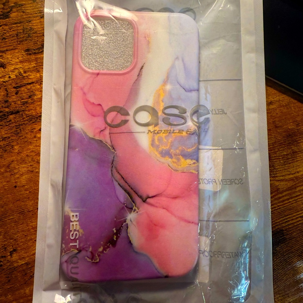 iPhone 12/12 Pro Case NEW